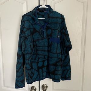 BLUE GEODE PATAGONIA BUTTON UP SWEATER
